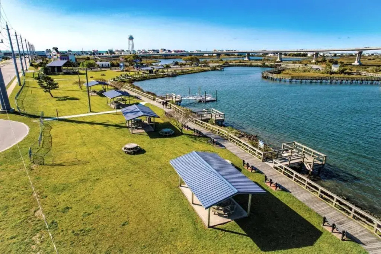 Saltwater 101 1st Floor Barefoot ADA