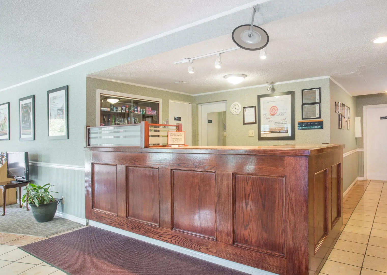 Sandman Inn Cache Creek