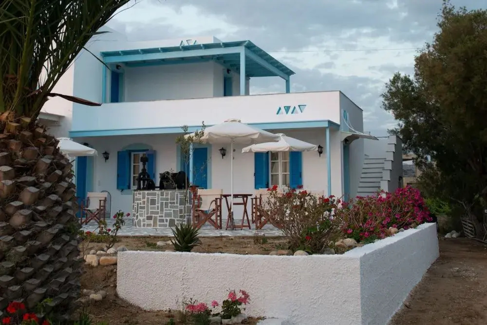 Maistrali Studios & Apartments