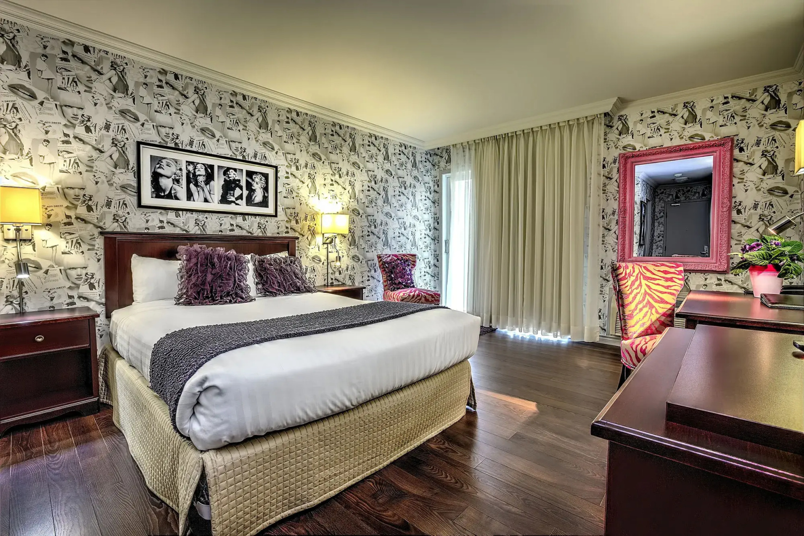 Grand Hôtel TIMES Lévis