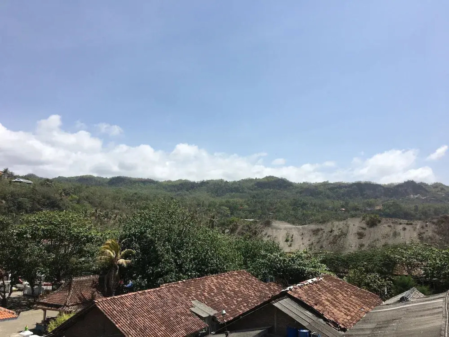 Hotel Trias Parangtritis