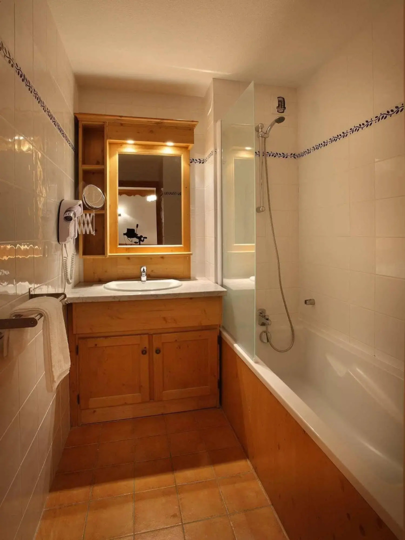 Отель Chalet des Neiges Oz en Oisans