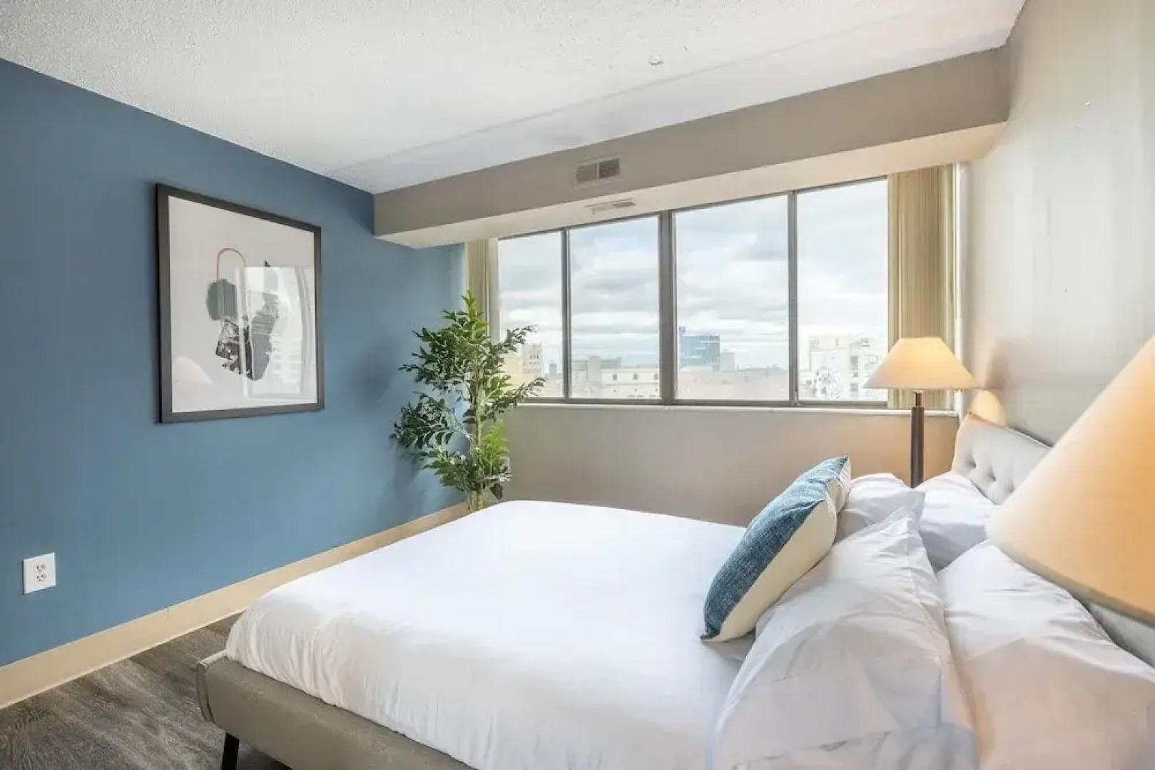 100 Walkscore Grand Circus Condos by Barsala