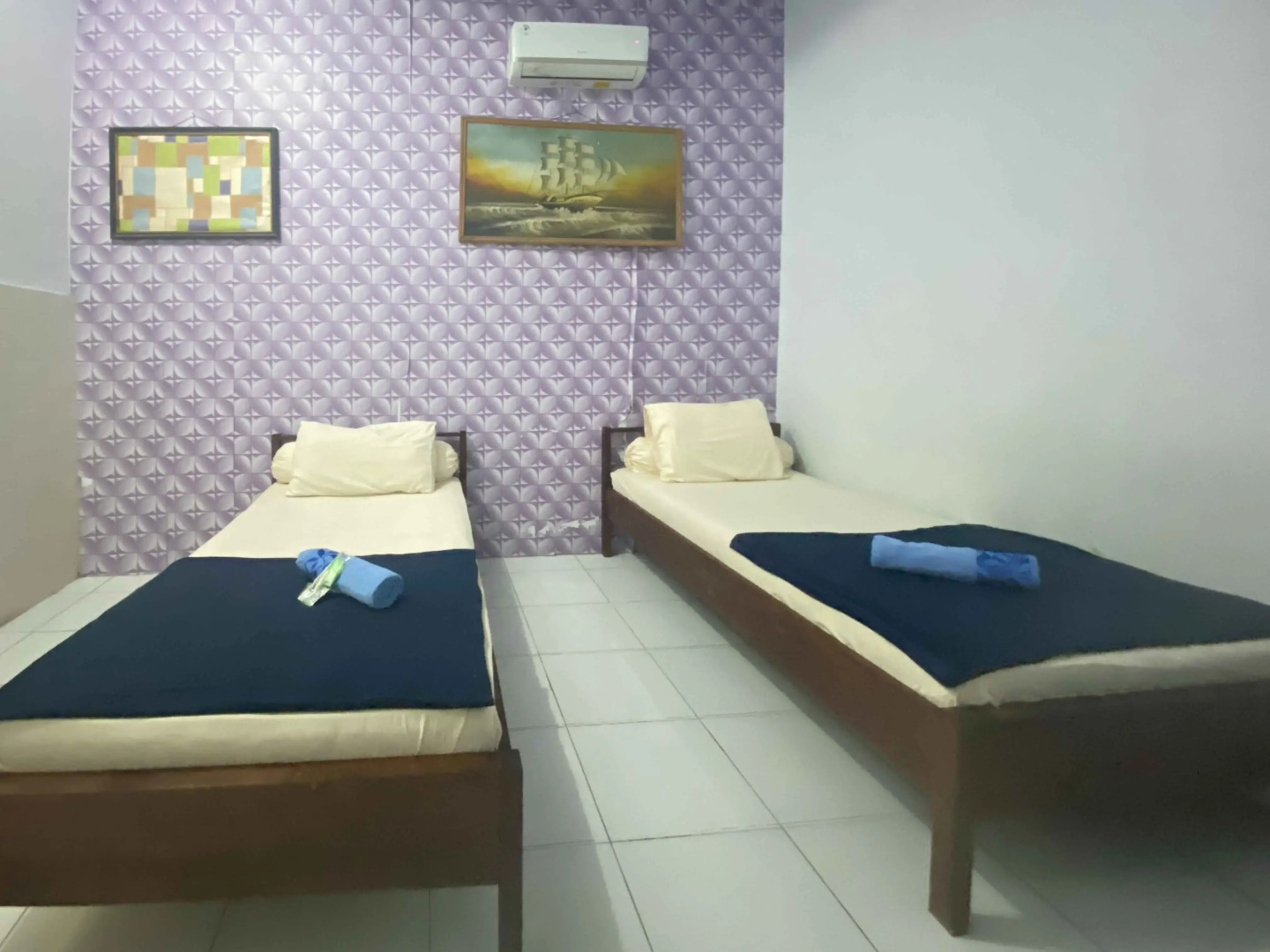 Guest House Hj Muriyah Syariah Slawi RedPartner