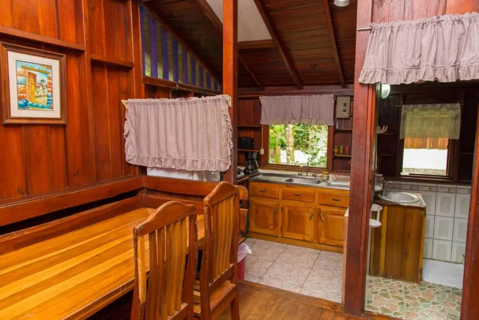 Cabinas Iguana Cahuita