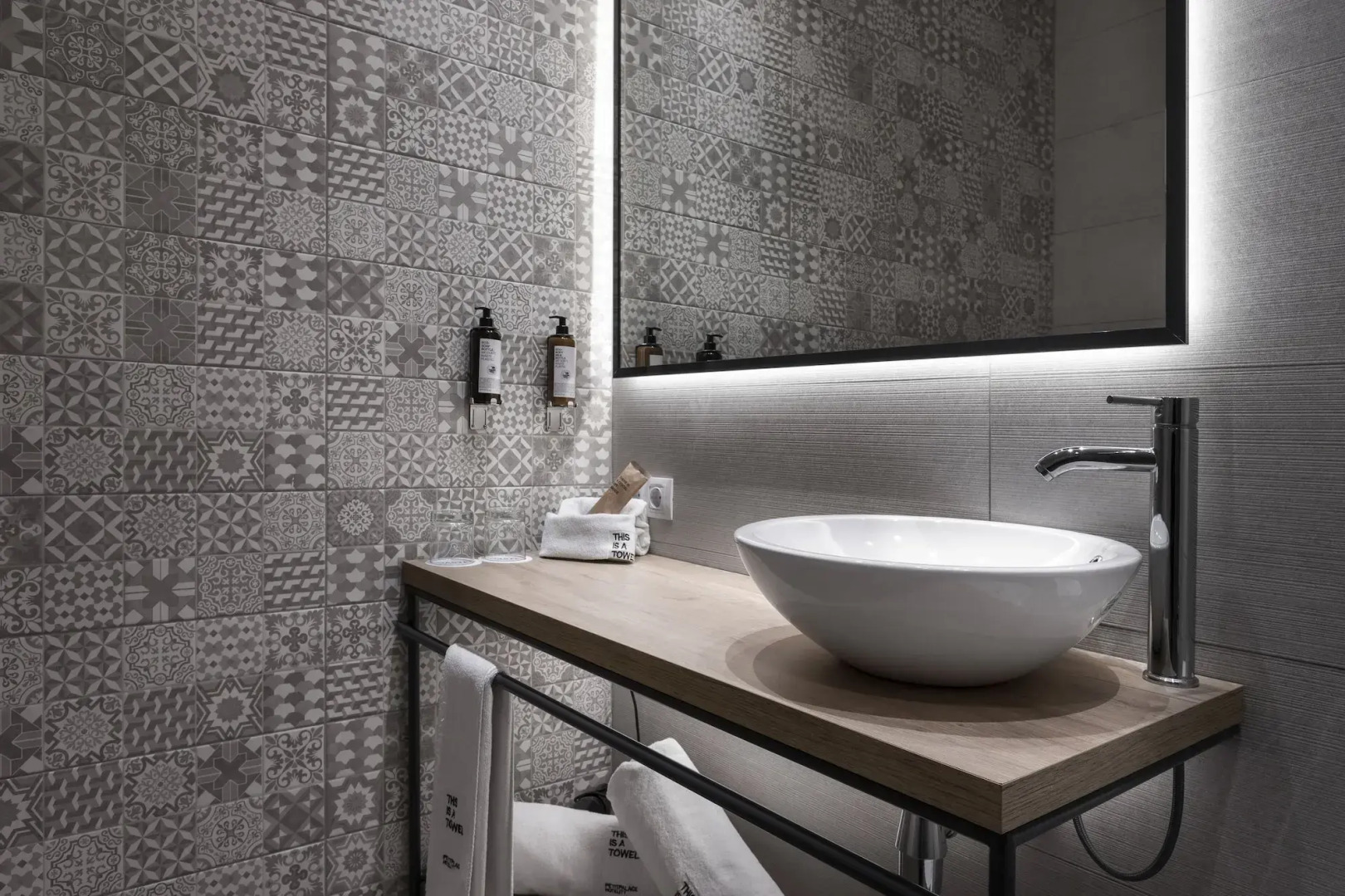 Petit Palace Plaza de la Reina