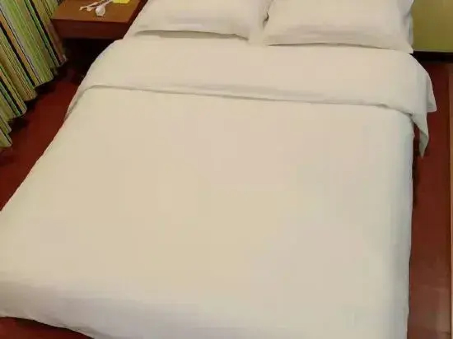 Grid Inn (Lingshan Liufeng)