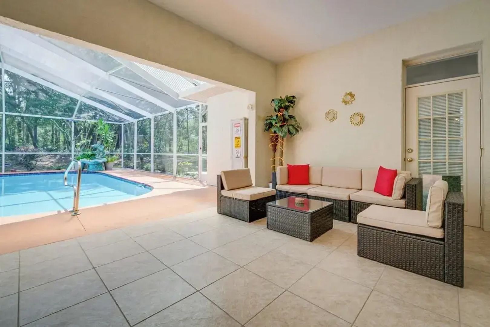 4 Mi to Rainbow Springs: Dunnellon Villa w/ Pool!