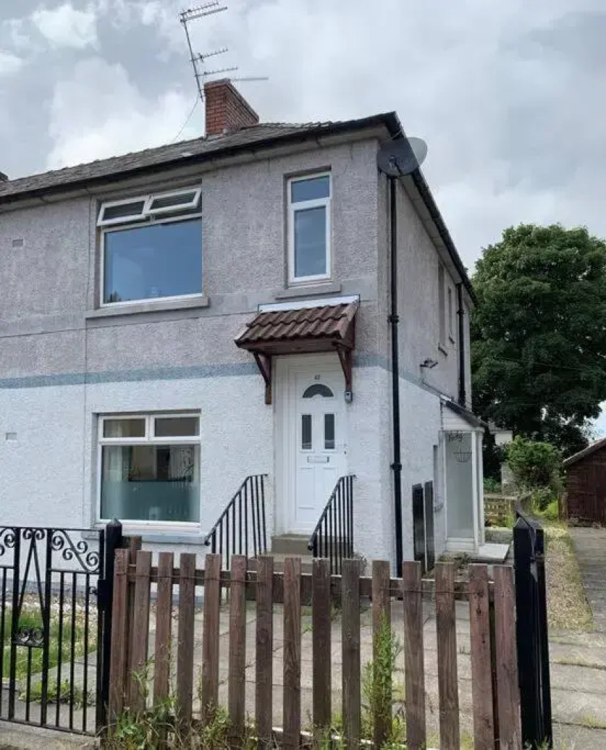 Central Motherwell 2 Bed Cozy Contractor Apartment for Large Groups by Dream Key Solution