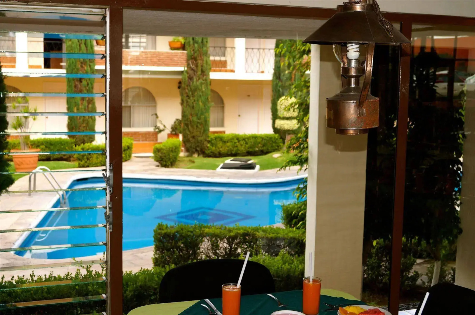 Hotel & Suites Villa del Sol