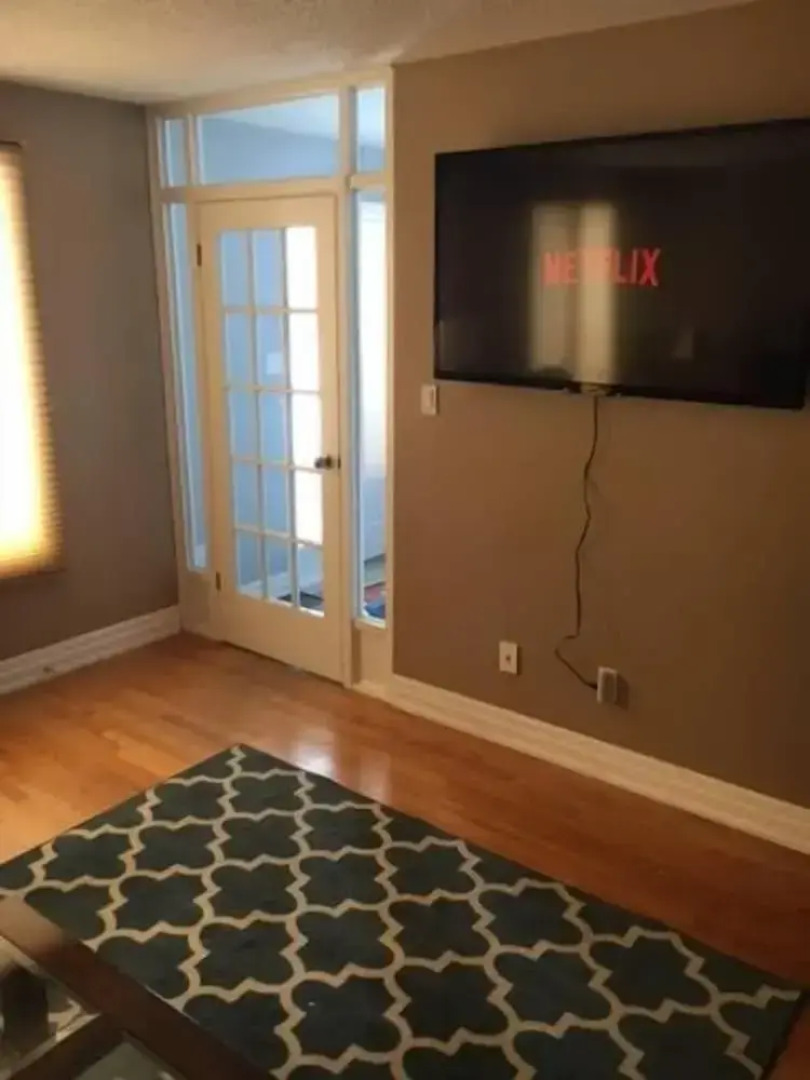 Very Large & Welcoming London Bungalow