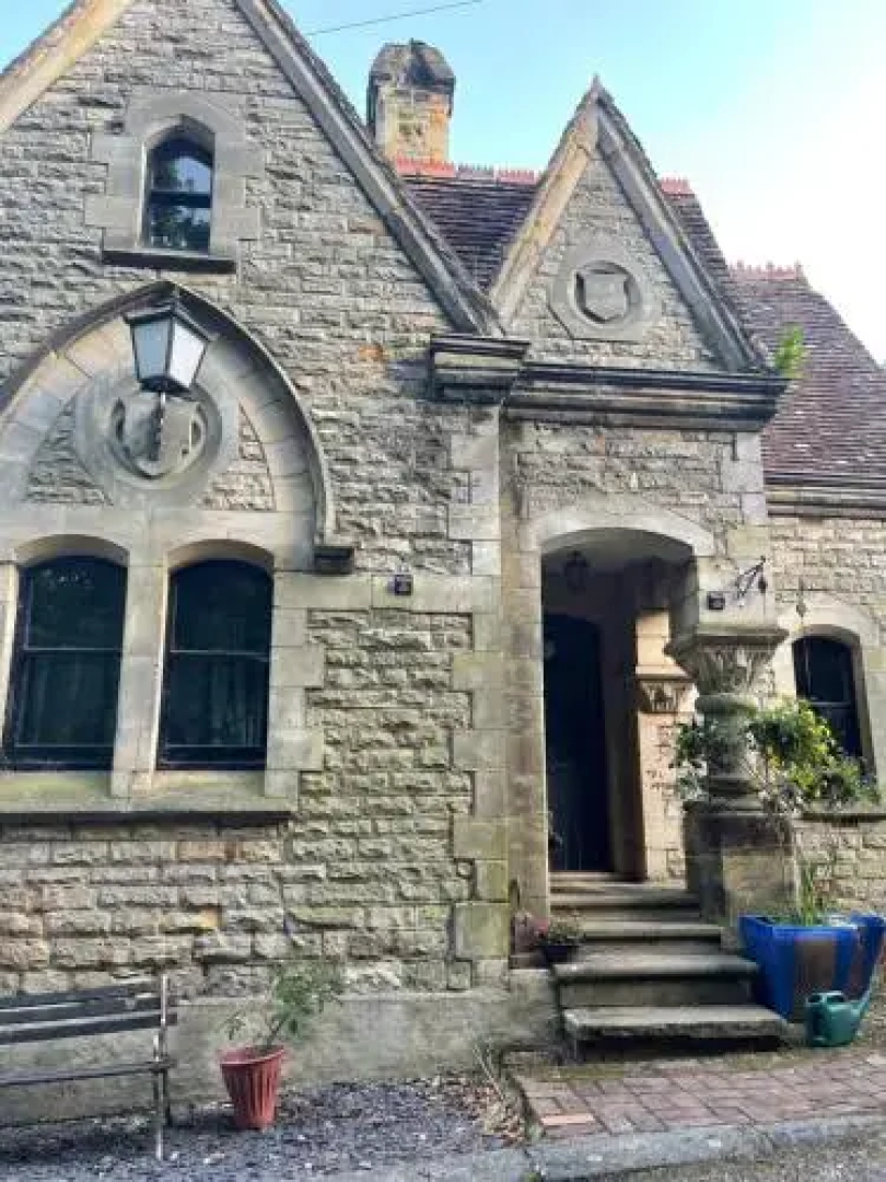 South Lodge House