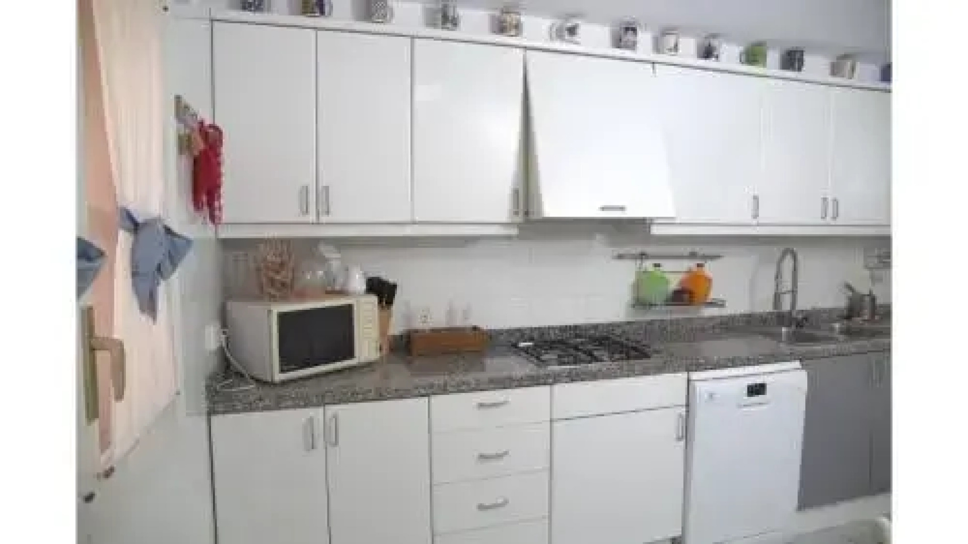 Margaret's Family House with pool and parquing