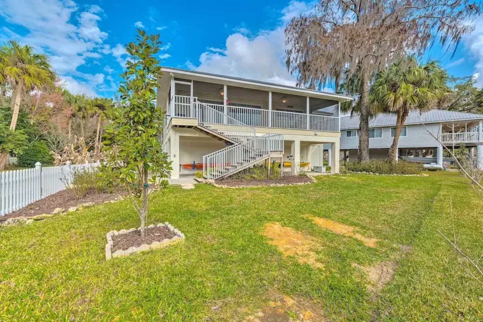 Withlacoochee River House w/ Dock + Kayaks!