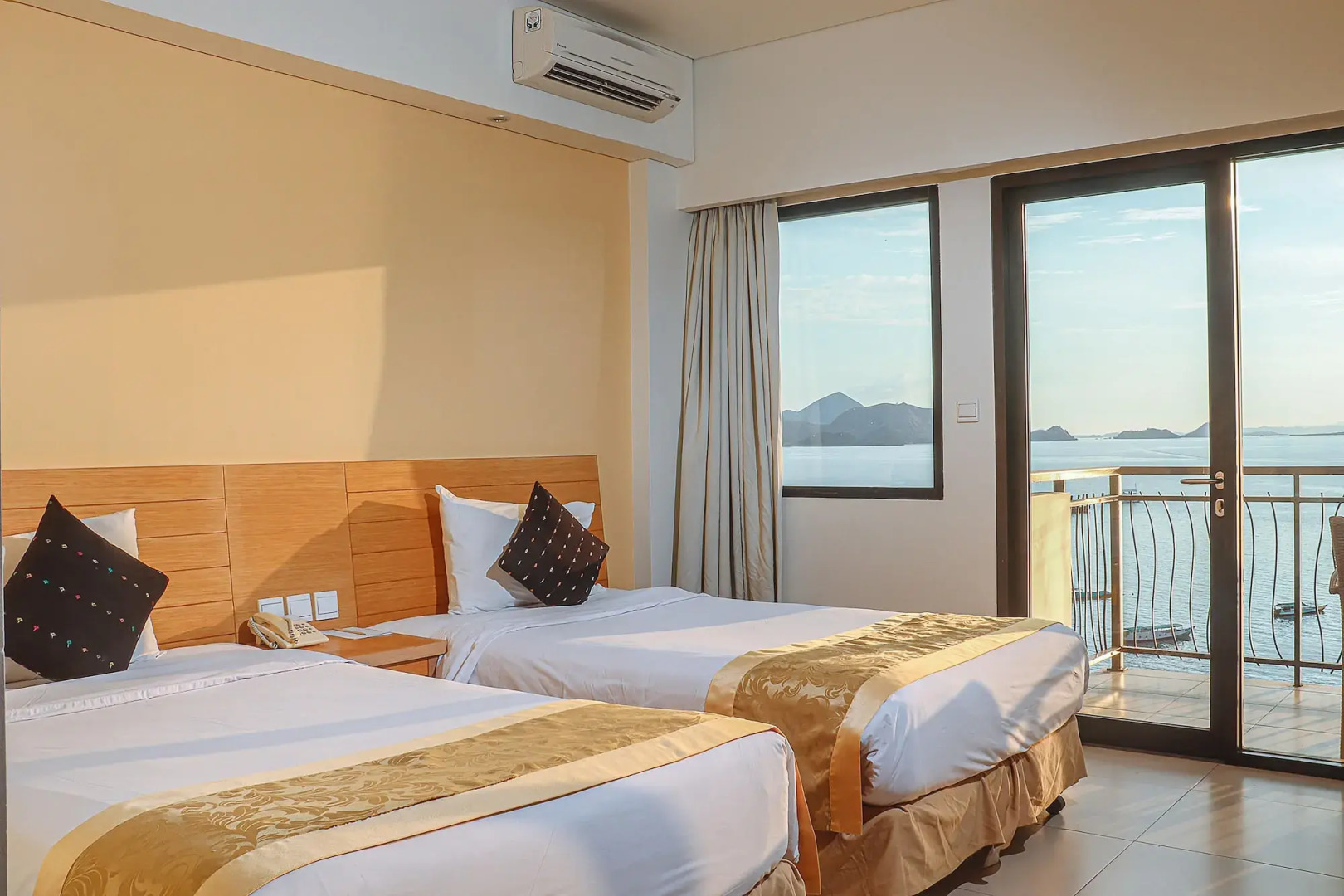 LAPRIMA Hotel Flores