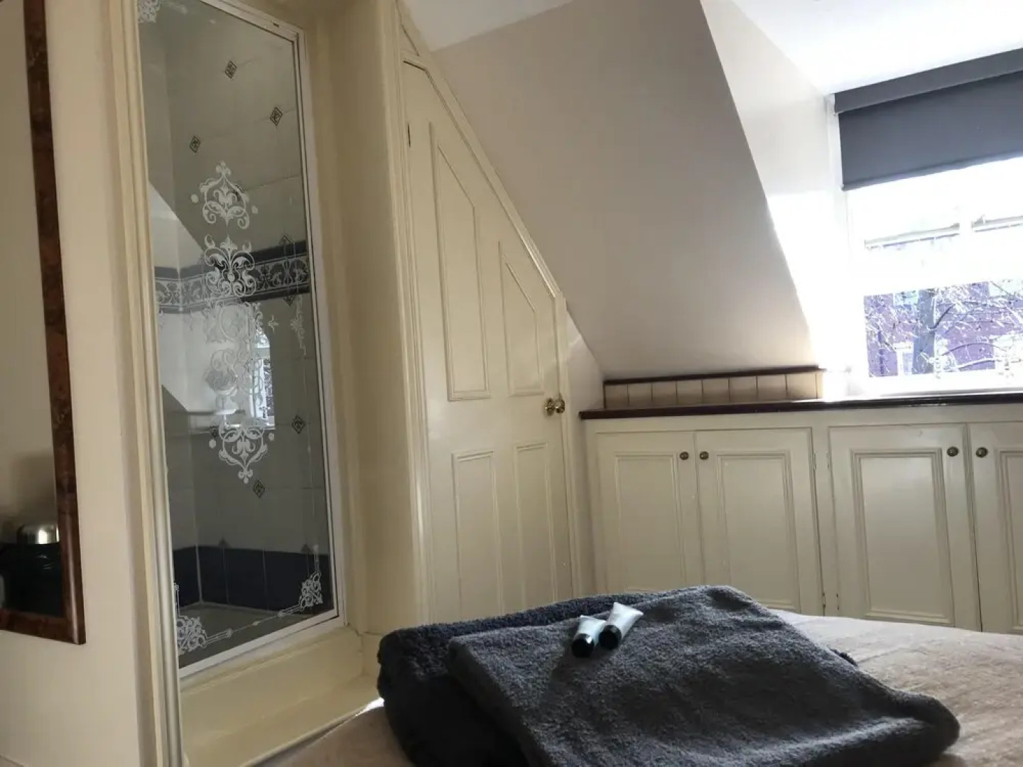 The Quayside Hotel and Bar