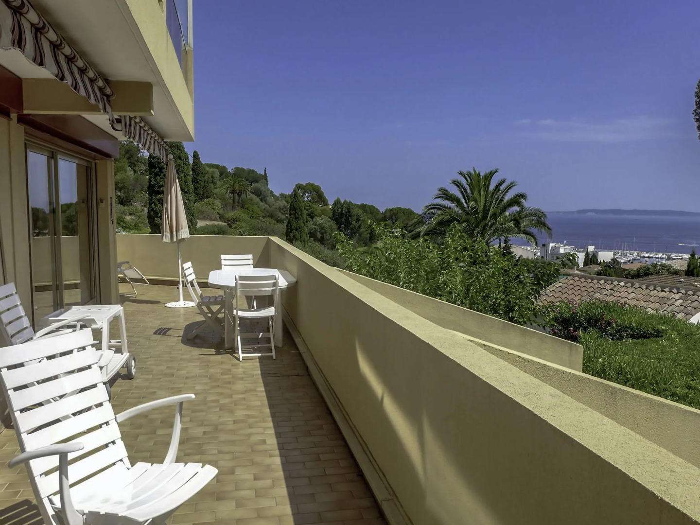 Apartment Cadet Rousse