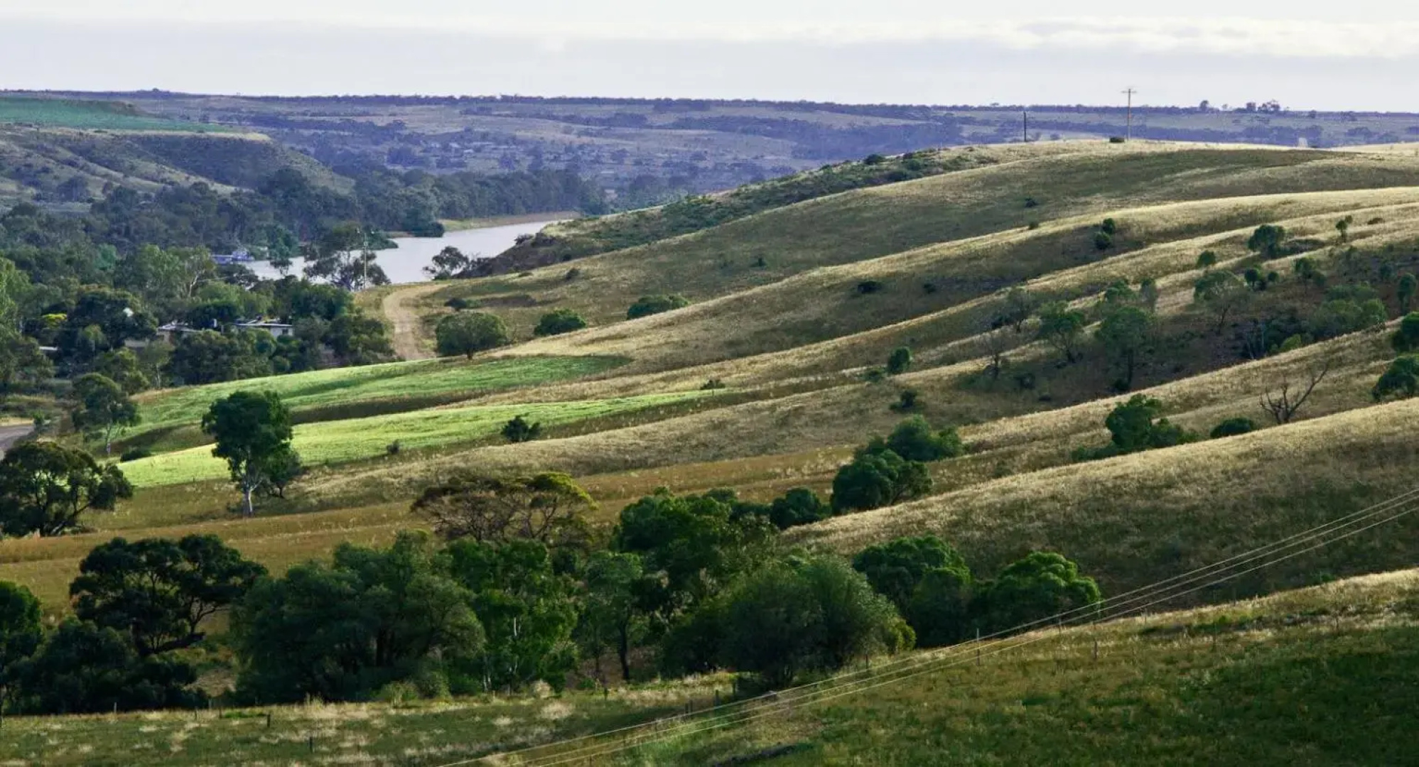 Romantic Getaways at Riverview Rise Retreats