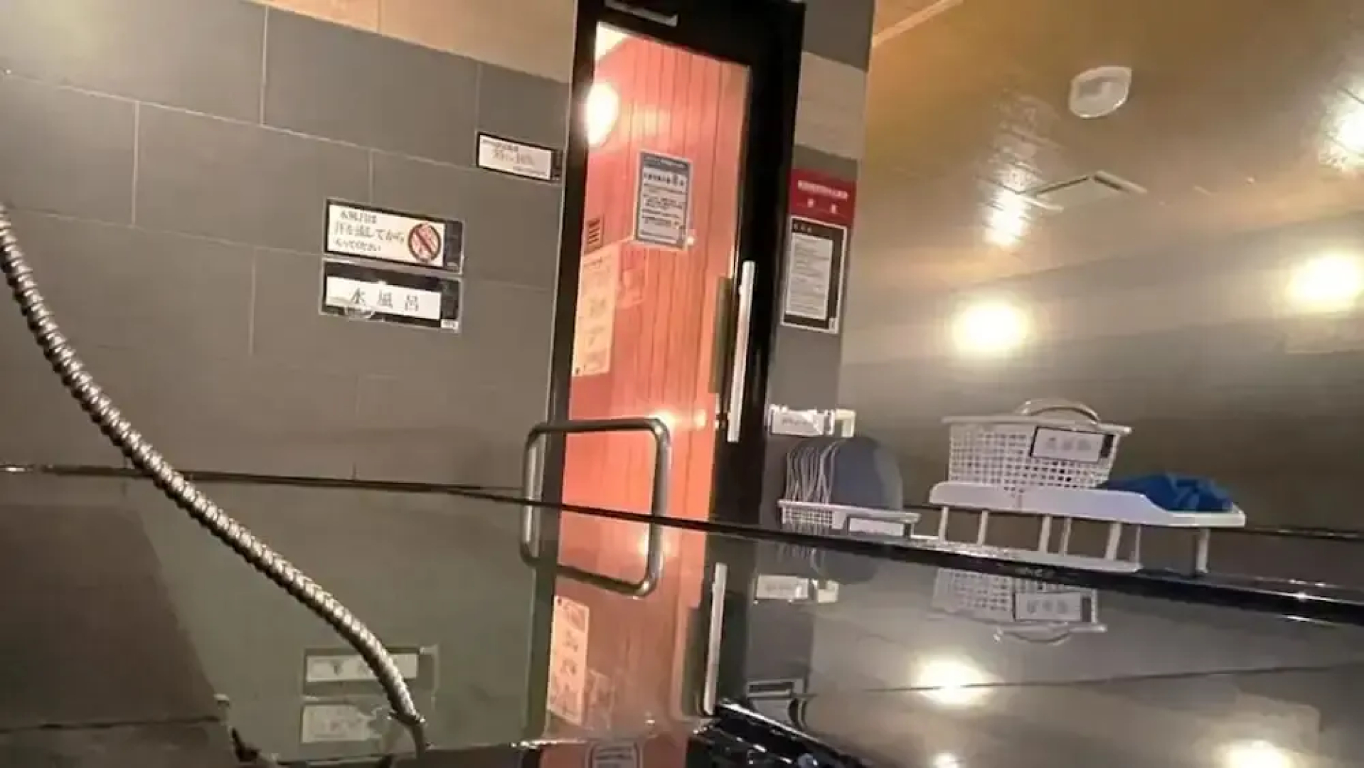 Hotel & Spa TOPOS Sendai Station - Caters to Men