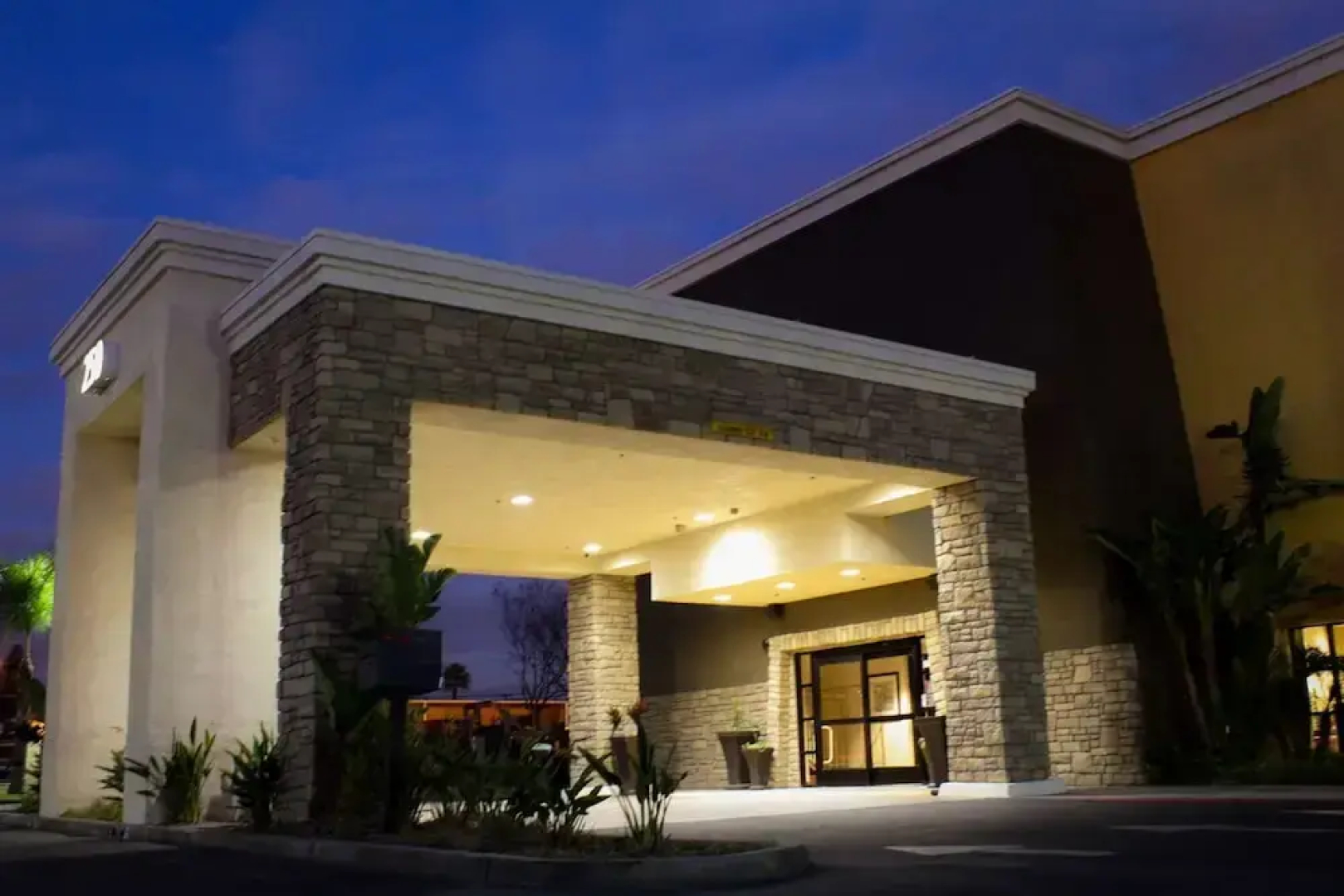 Hampton Inn