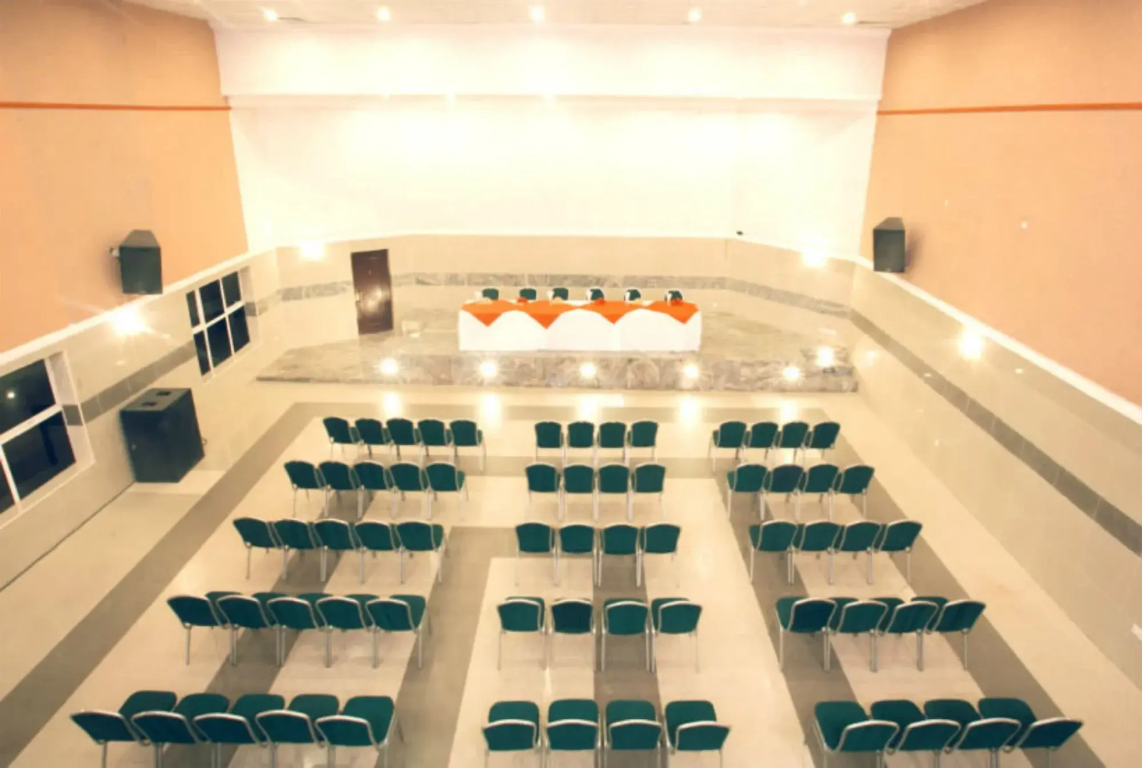 D'Palms Airport Hotel