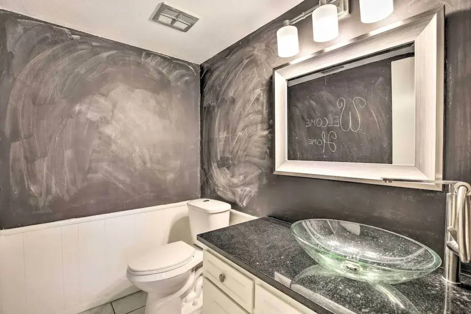 Poolside Oasis: Richardson Home w/ Movie Room!