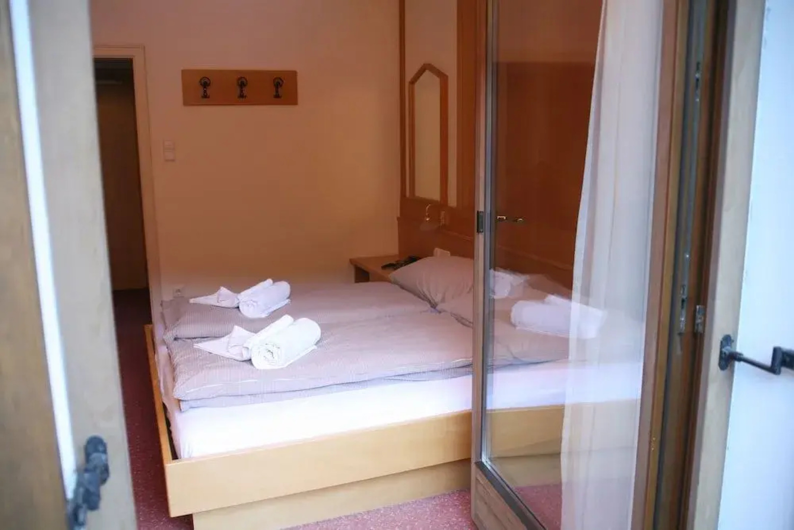 Hotel & Camping Gisser