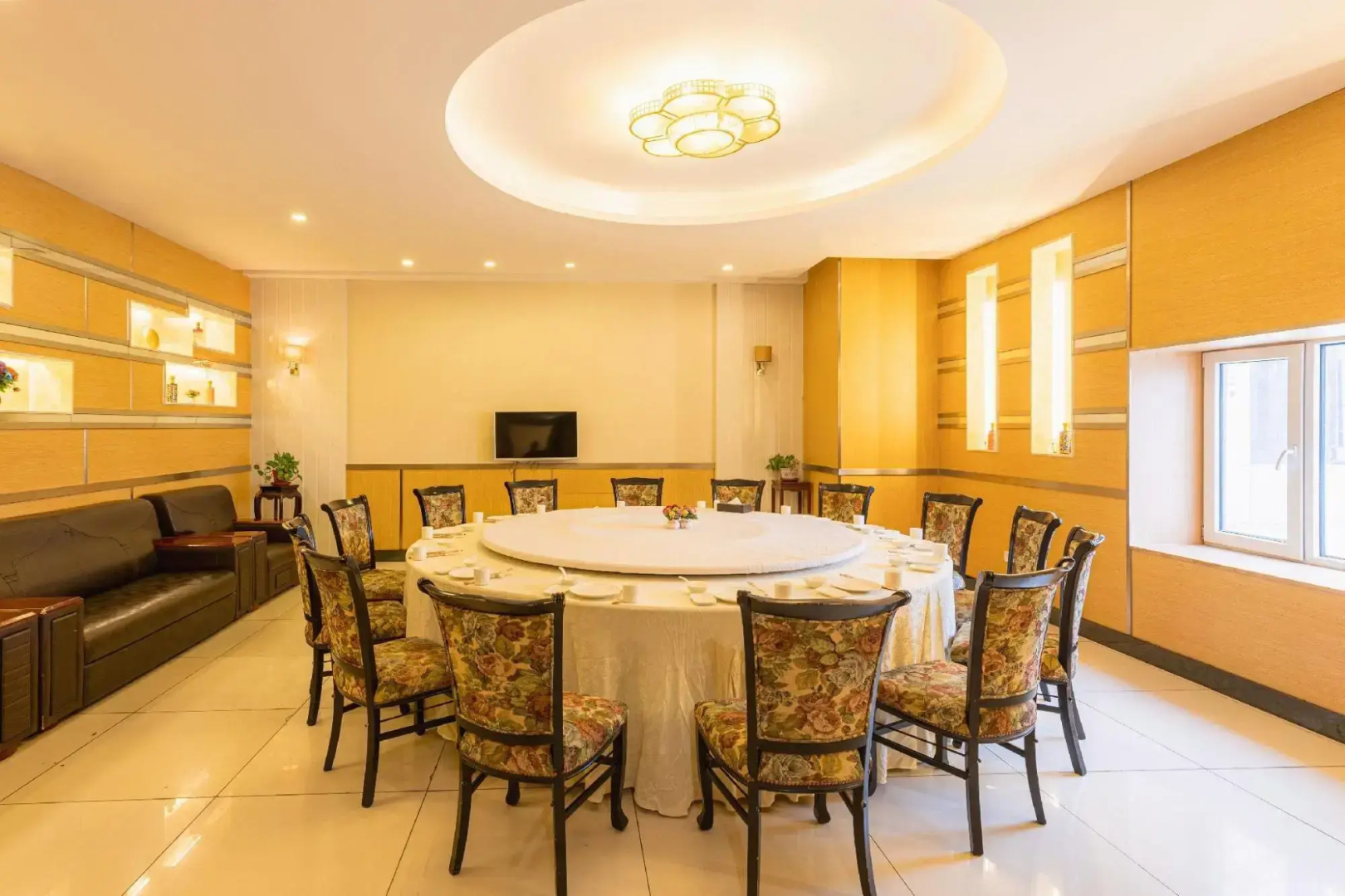 Yanli Hotel