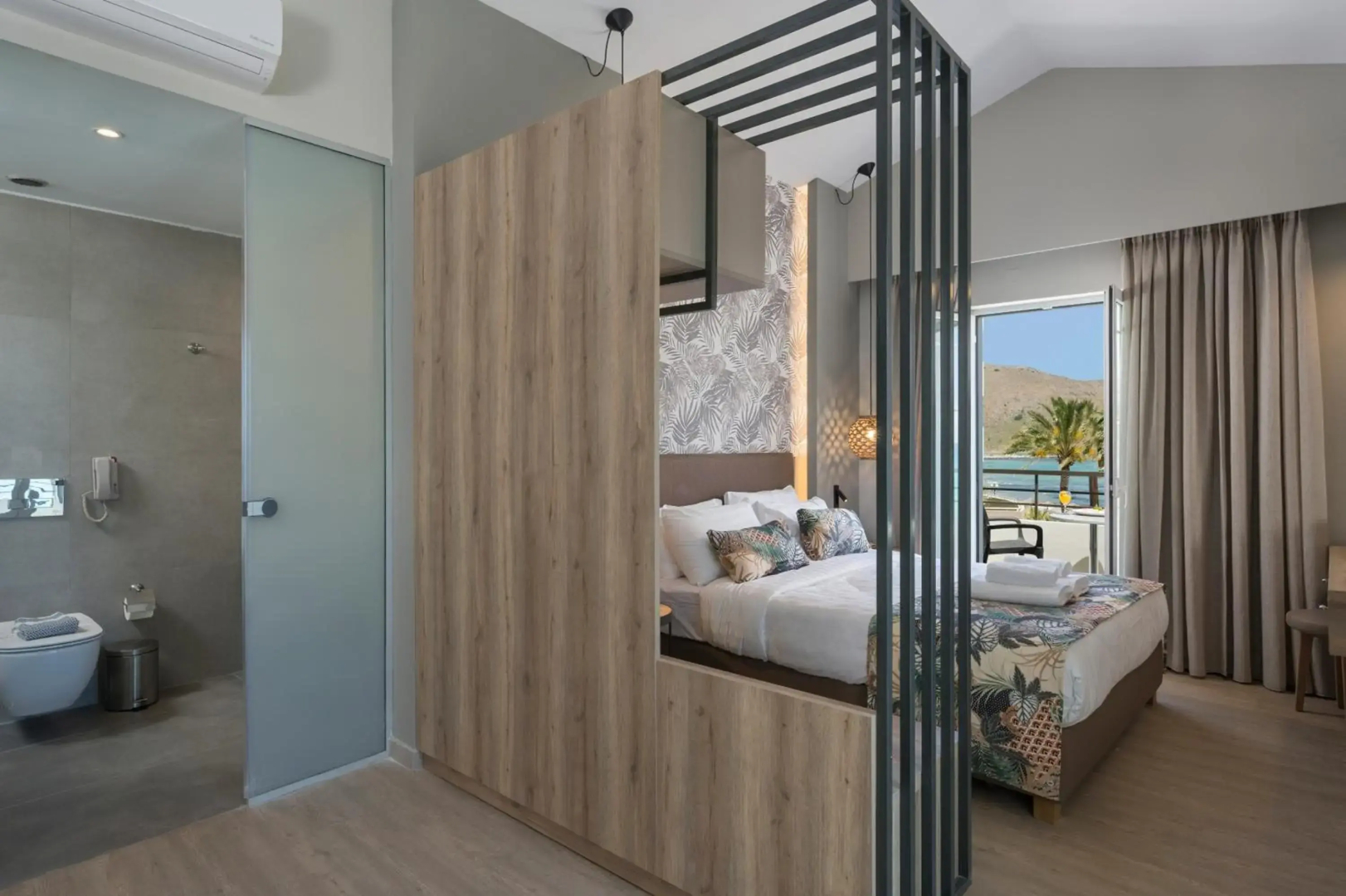 Mare Blue Suites