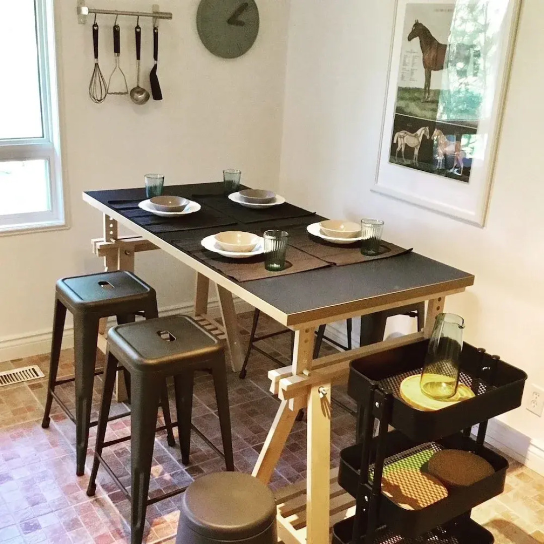 The Cameron Cottage - 5 Bedrooms