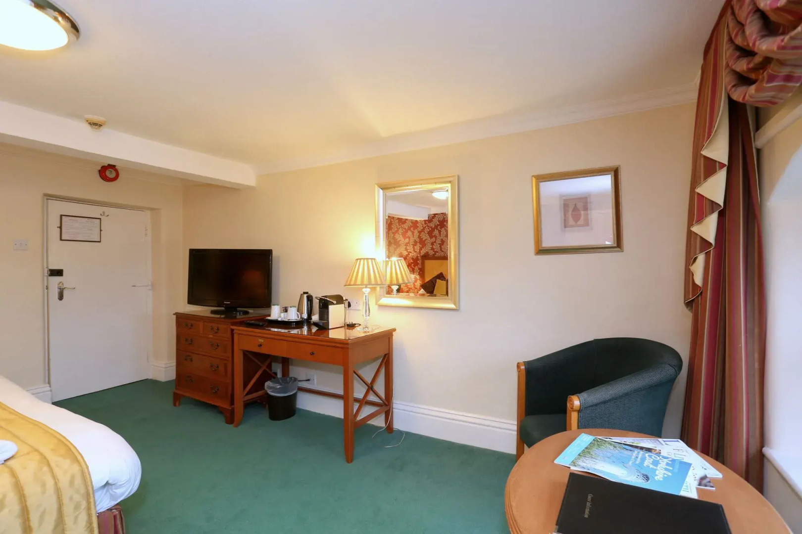 The Downe Arms Hotel