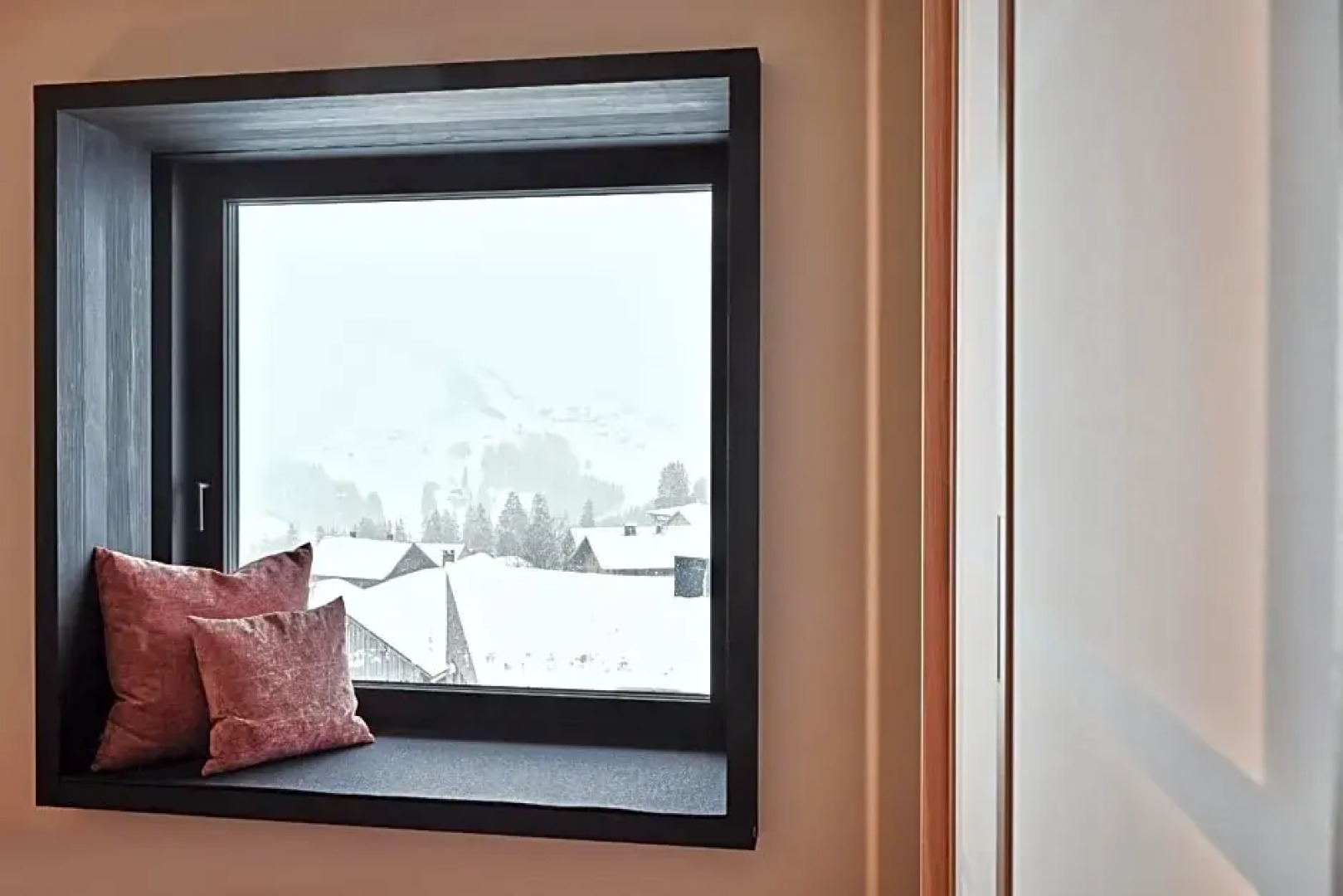 Warth52-W52 Apartments