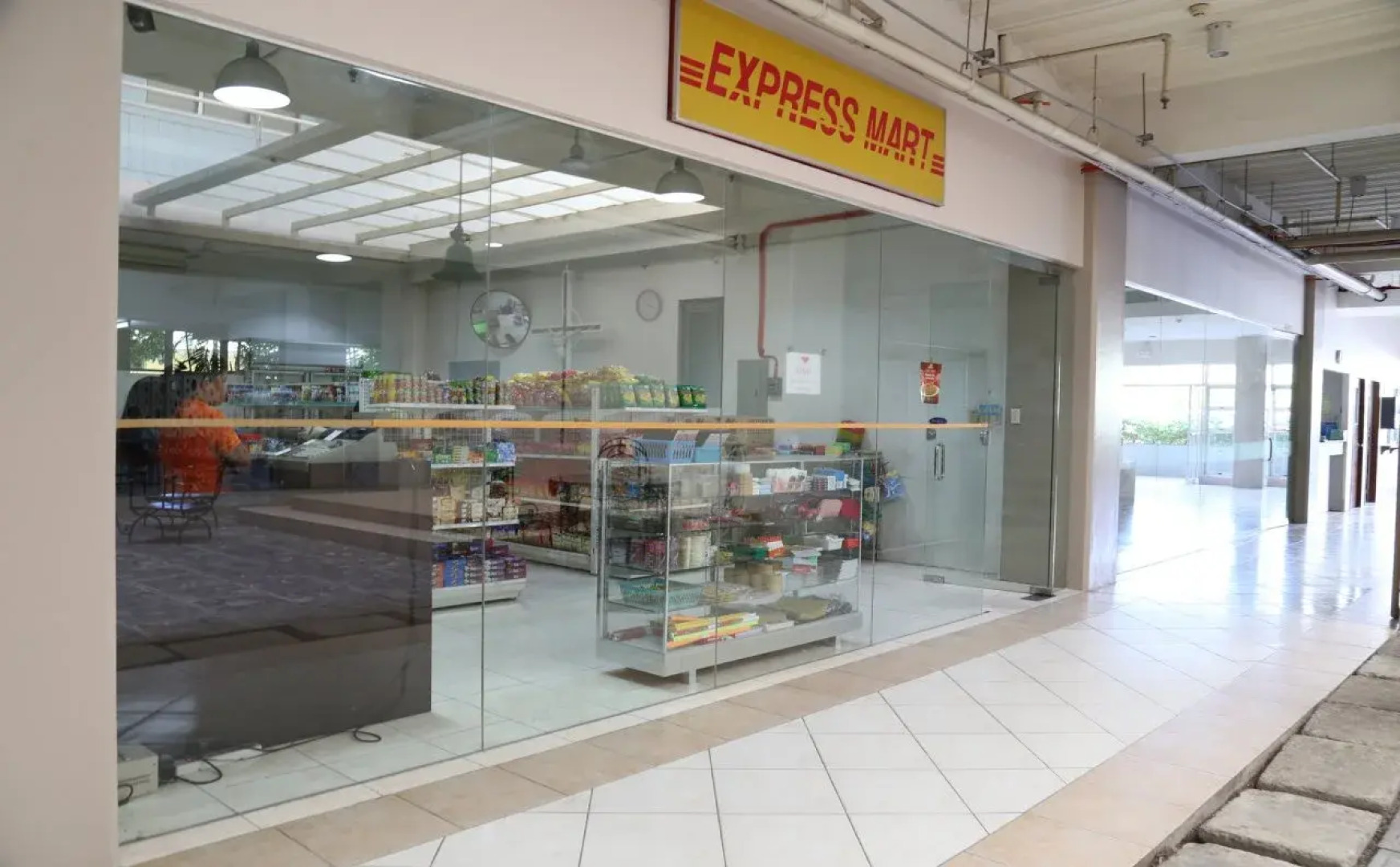 Alicia Tower Residences - Adult Only - Hostel