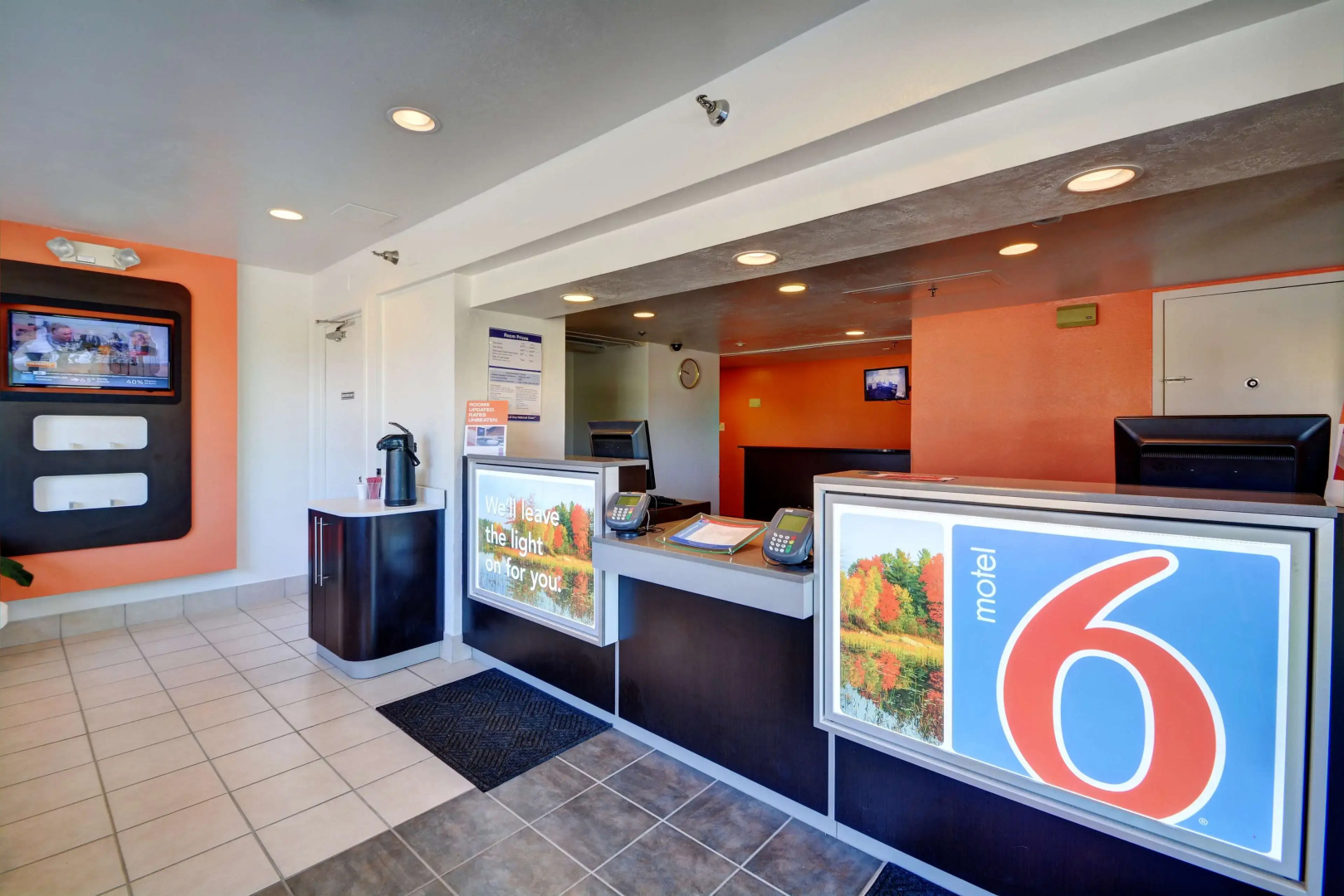 Motel 6 Windsor Locks, CT - Hartford