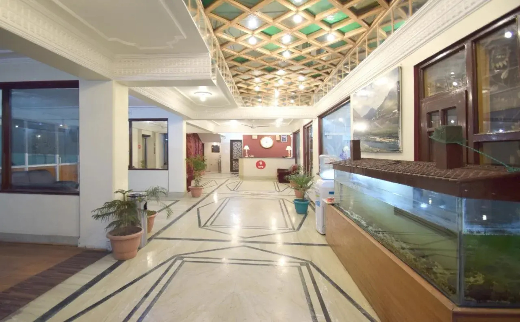 OYO 4694 Hotel City Plaza