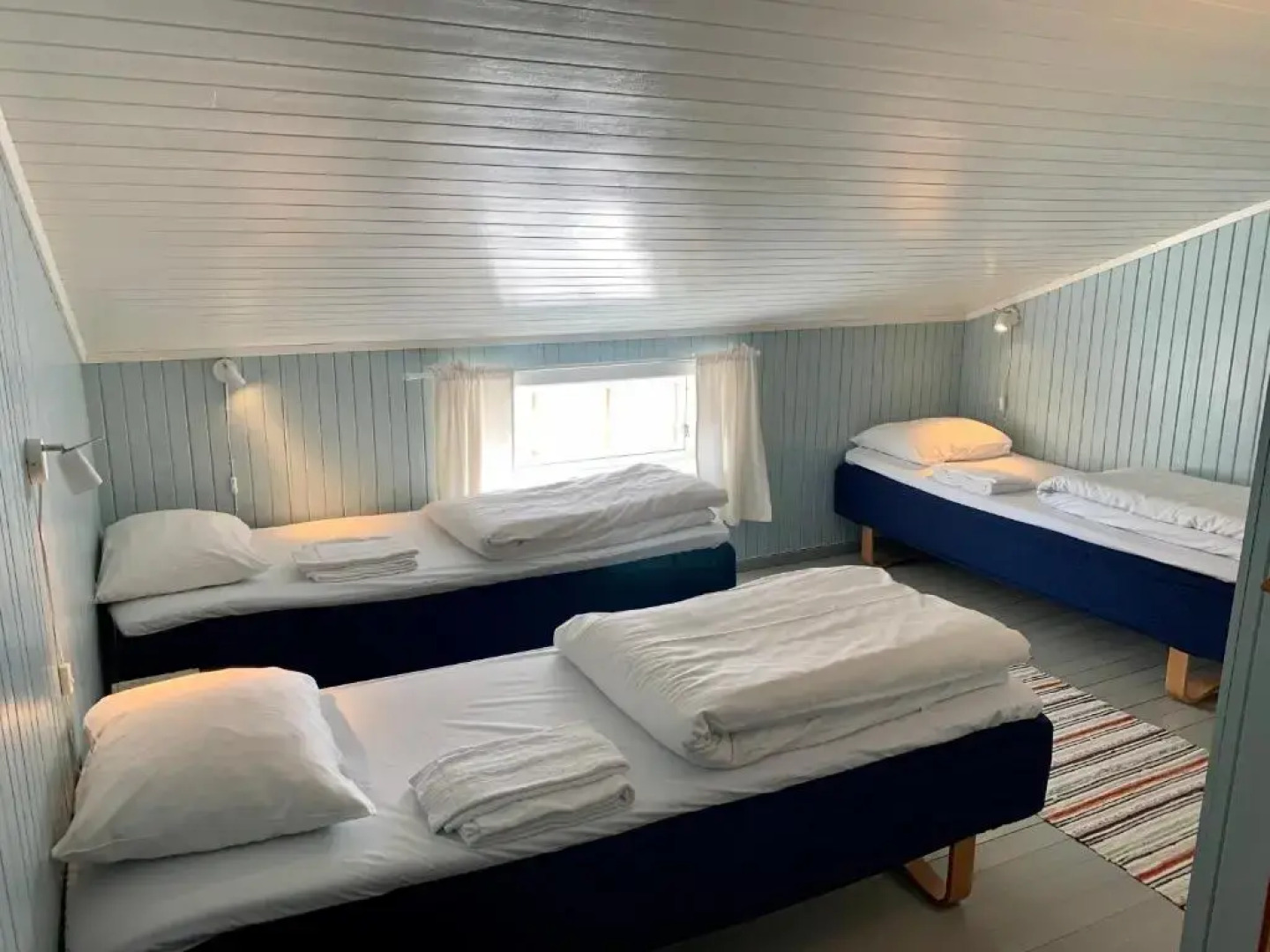 Henningsvær Rorbuer