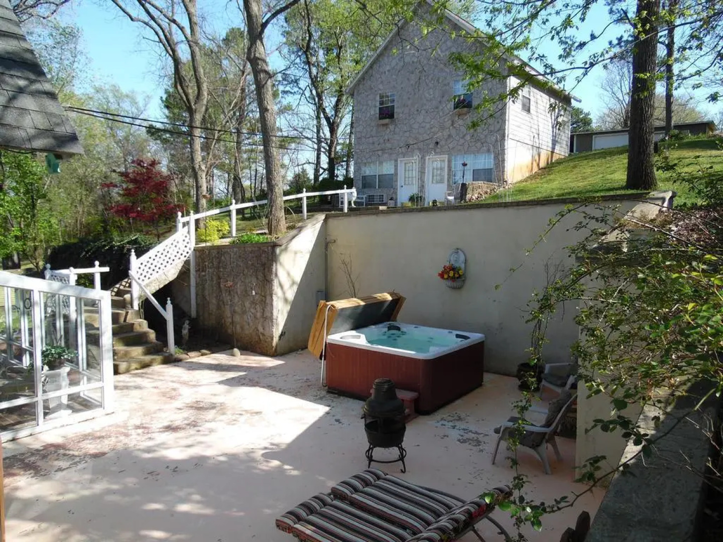 The Queen Anne House Bed and Breakfast