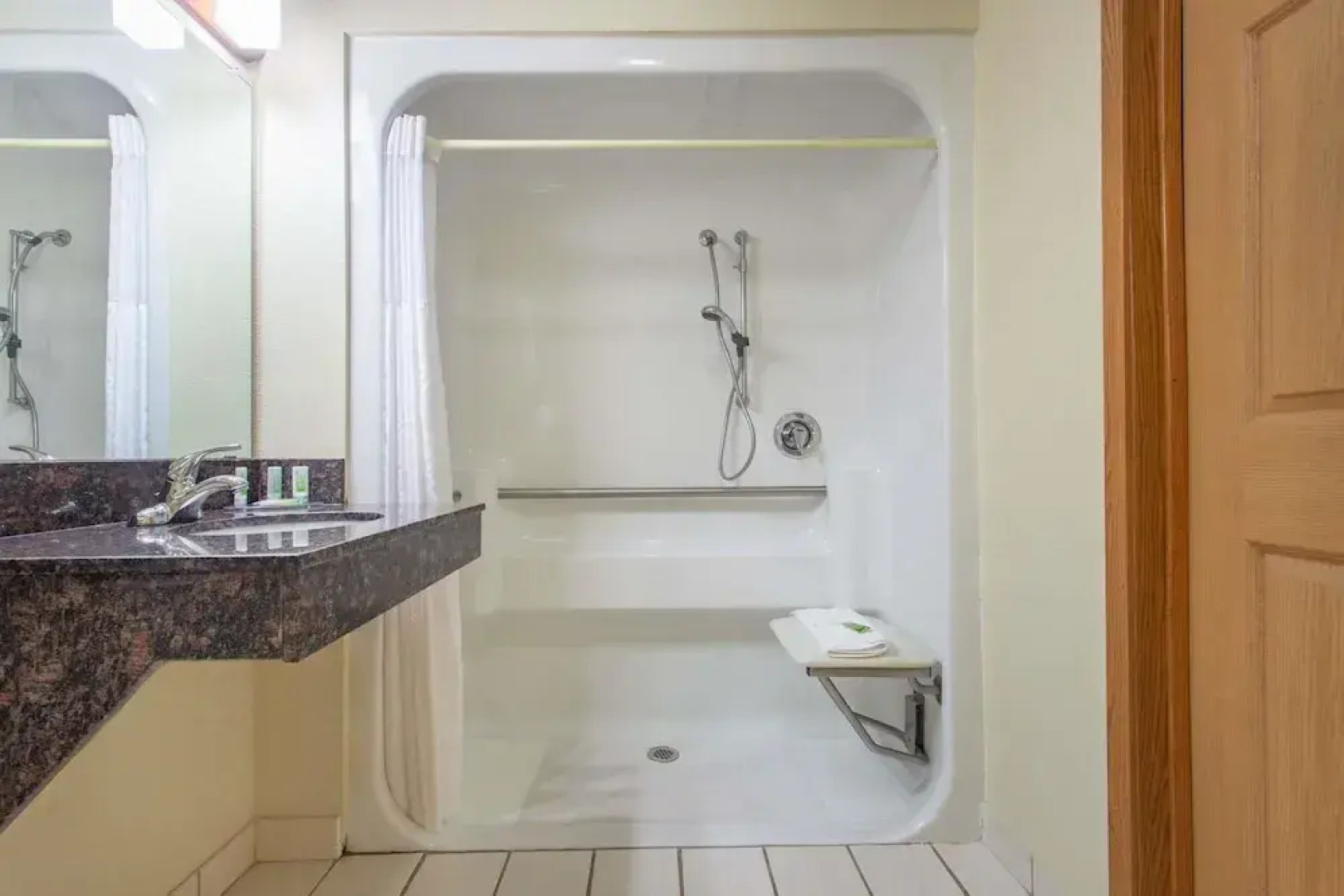 Americinn By Wyndham Black River Falls