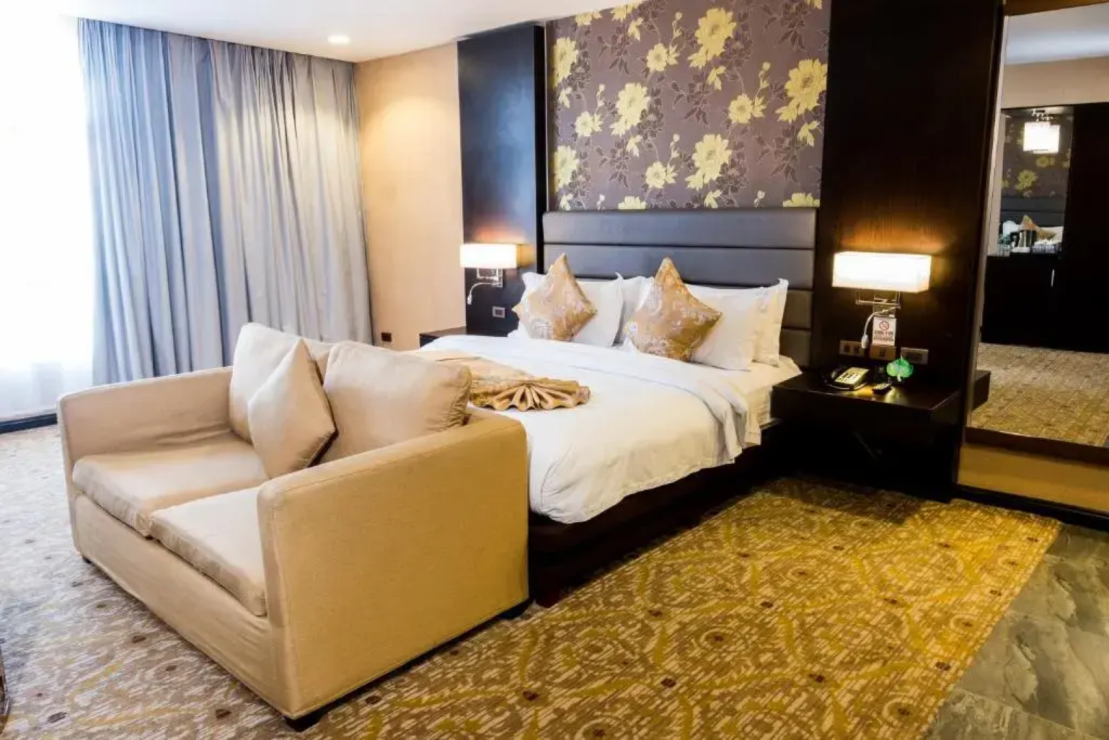 Marcian Garden Hotel