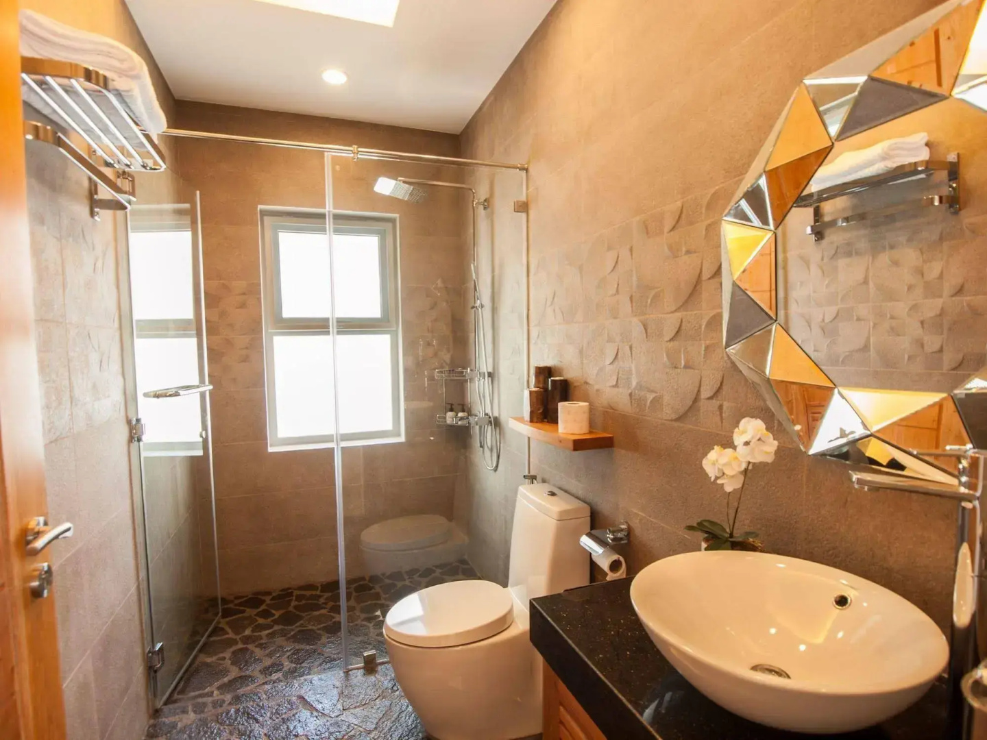 Vida Homes Condo Resort