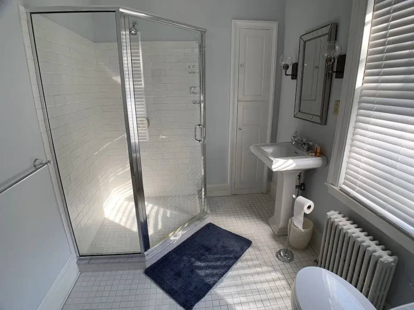 Treehouse Village Inn