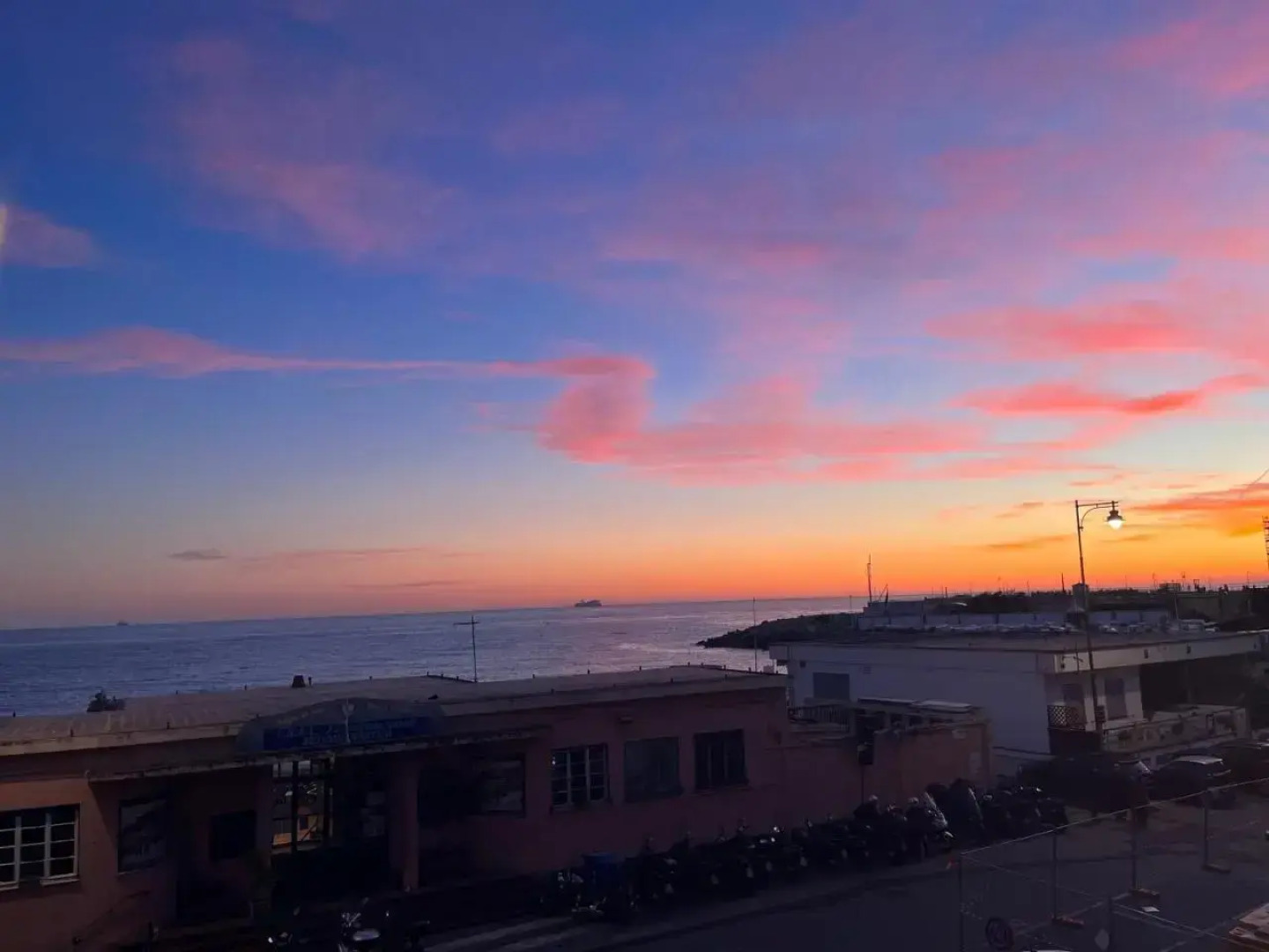 Ad Home Mare - Frontemare, 1 Minuto Dalla Spiaggia