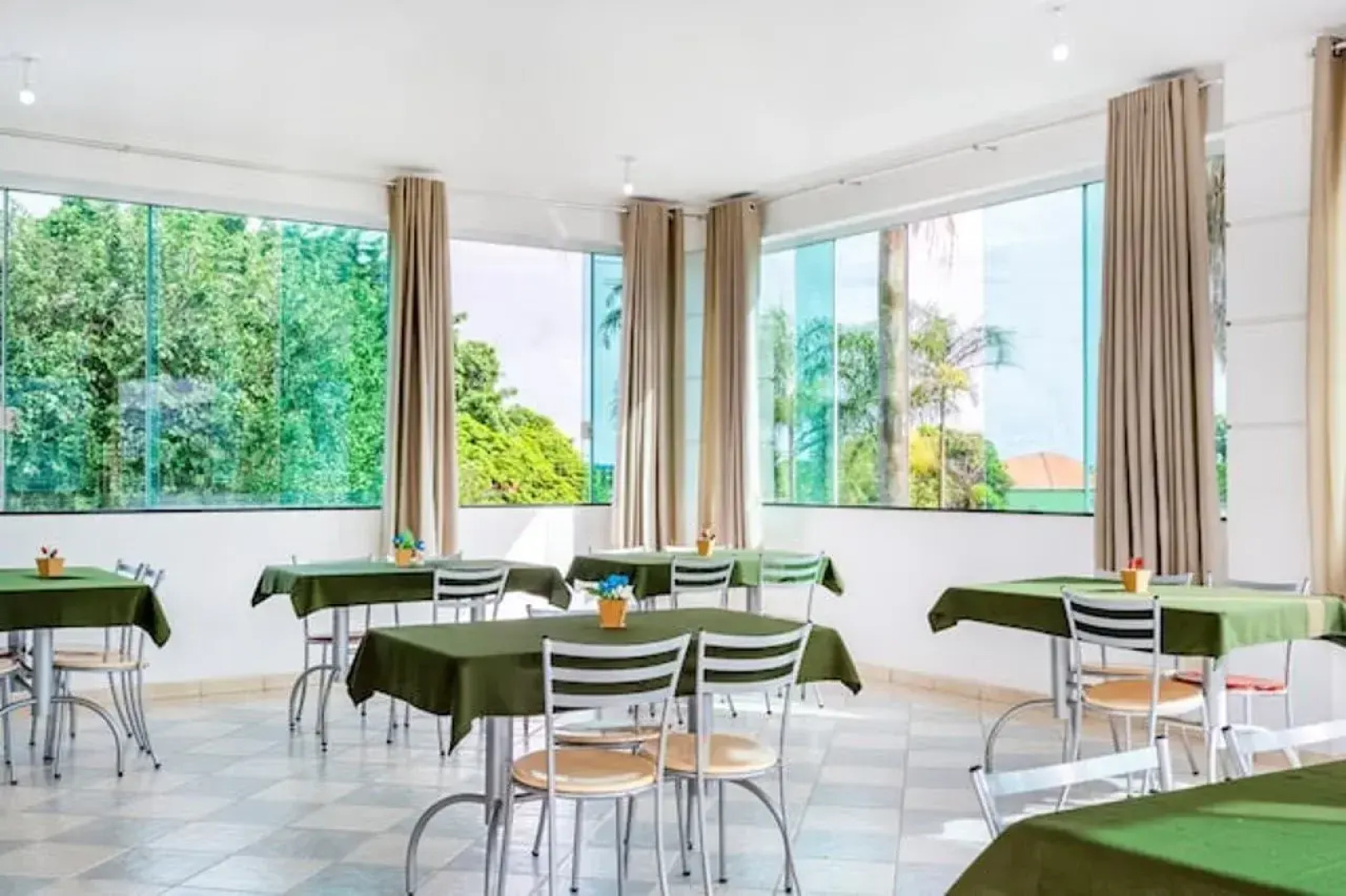 OYO Hotel Cosmópolis, Sao Paulo