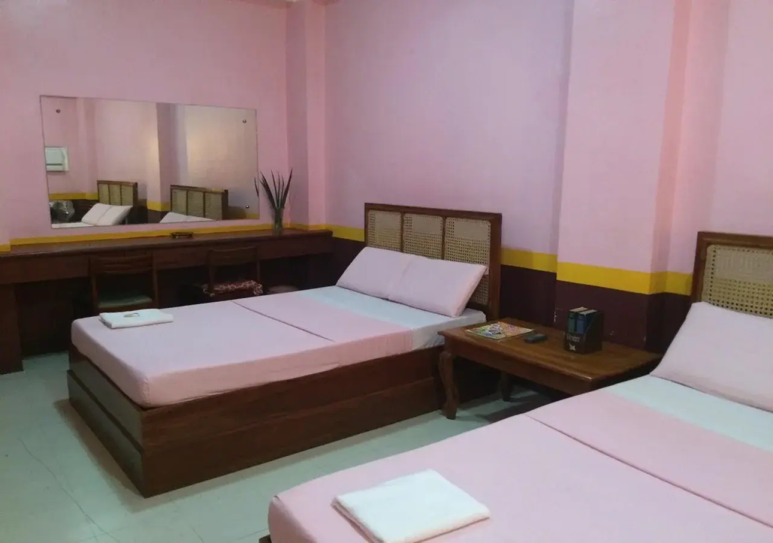 Shemaja Inn