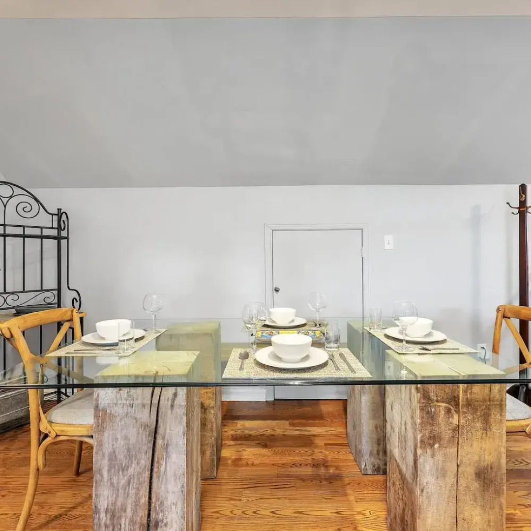 Private 2bdrm Unit With Ensuite Laundry - U5A