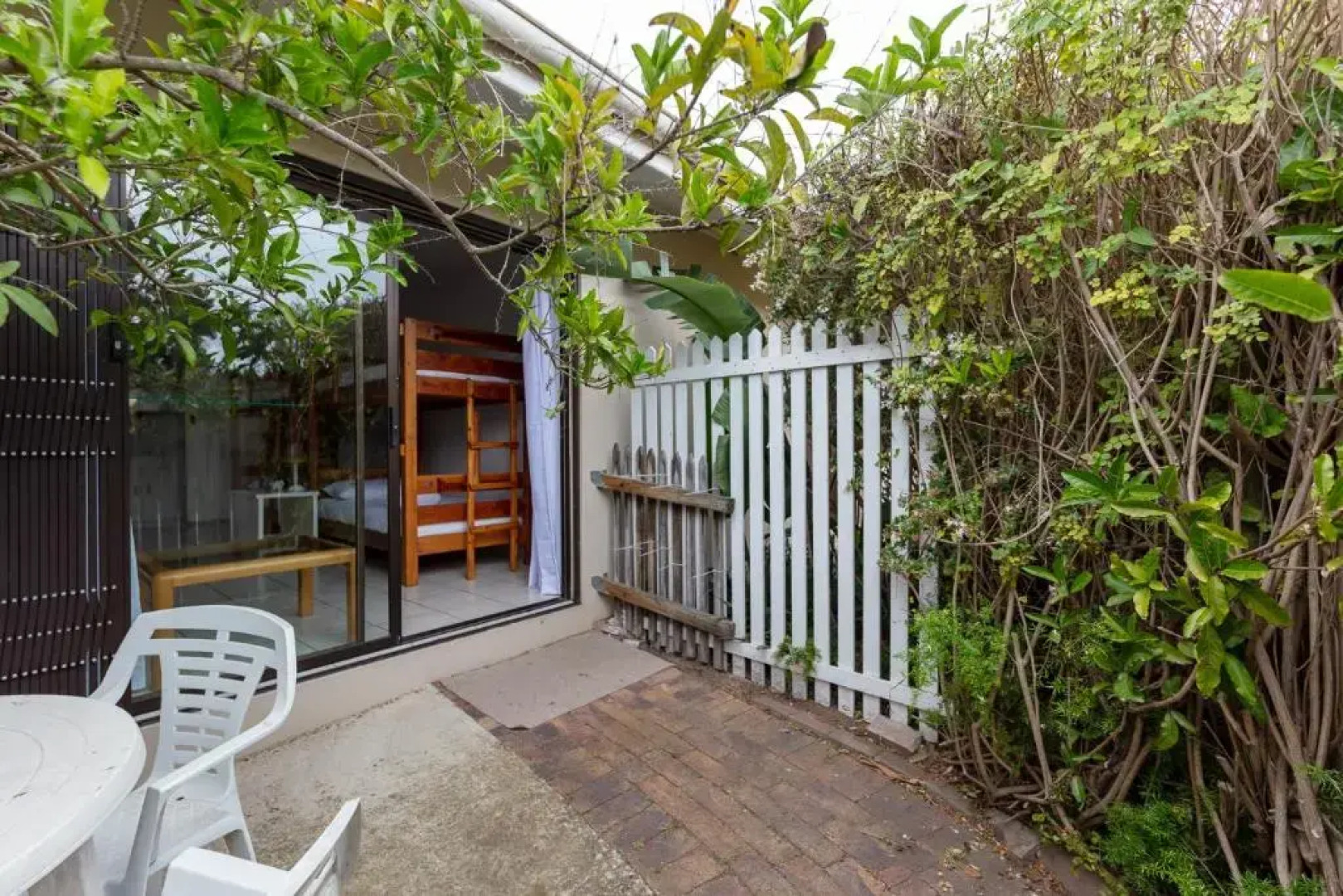 Nothando Backpackers Lodge