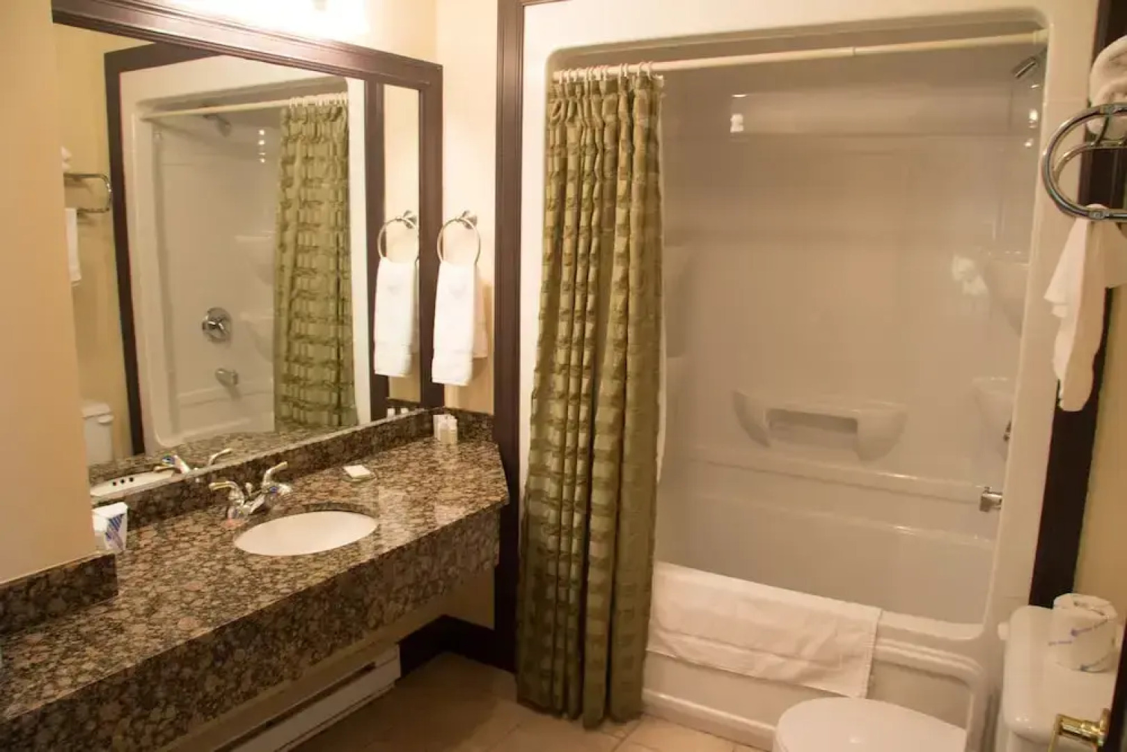 Monastery Spa & Suites