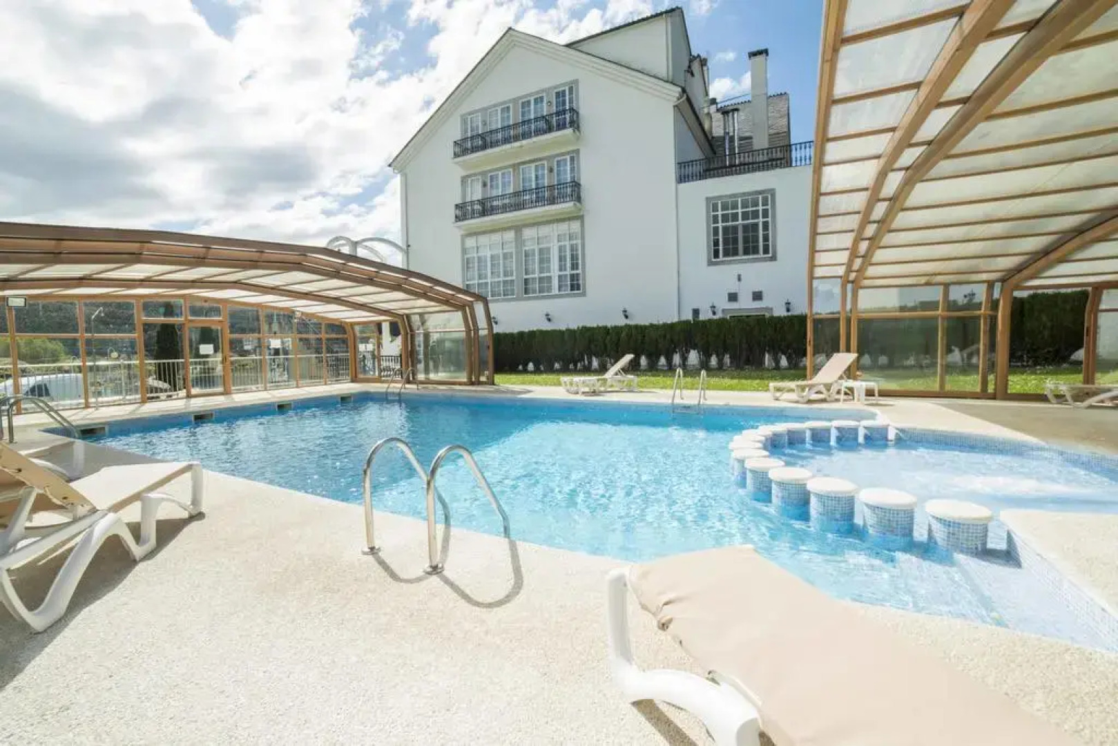 Hotel O Val Do Naseiro