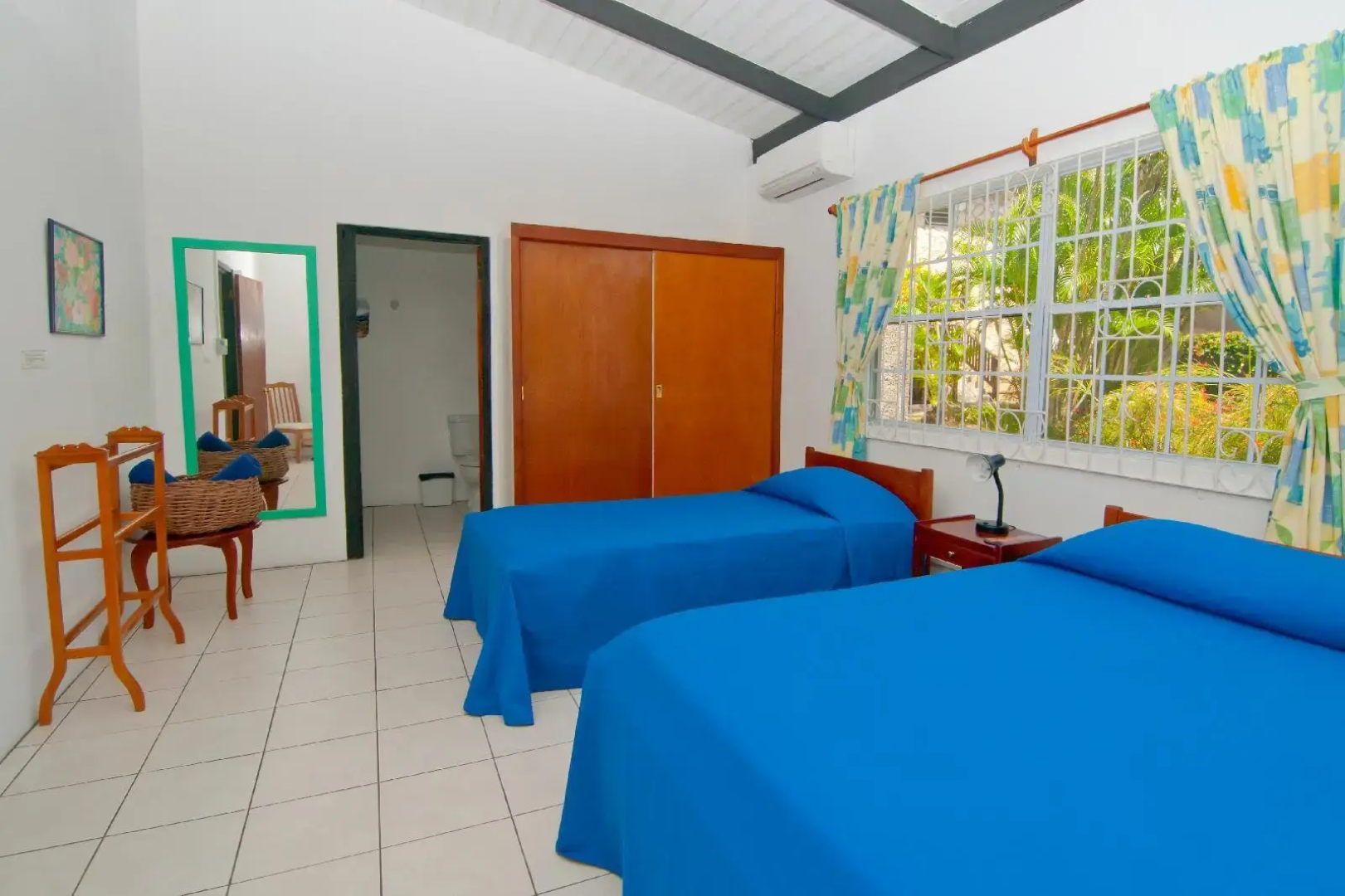 Lance Aux Epines Cottages