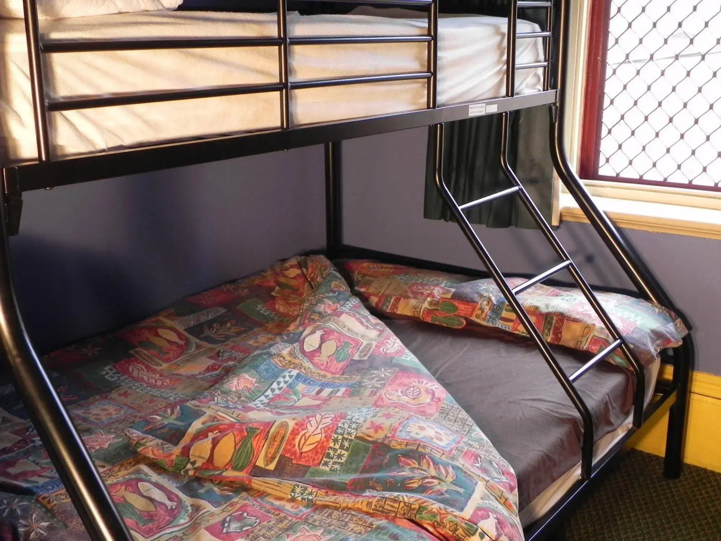 Adelaides Shakespeare Backpackers International Hostel